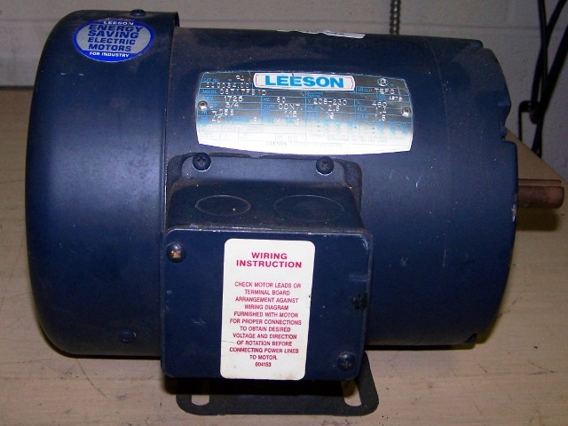 LEESON Motor 3/4HP 1750RPM 3PH 208/230/460 Frame:TC560 or C56