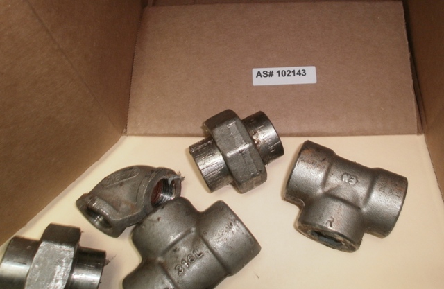 ASSORTED 1/2 inch stainless steel fittings